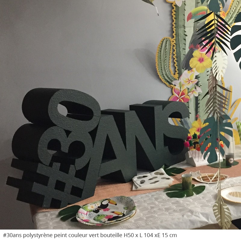 #30ans géant en polystyrène pour anniversaire polystyrène peint couleur vert bouteille