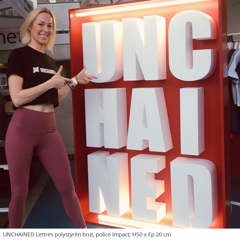Unchained lettre polystyrène brut police impact magasin décoration design