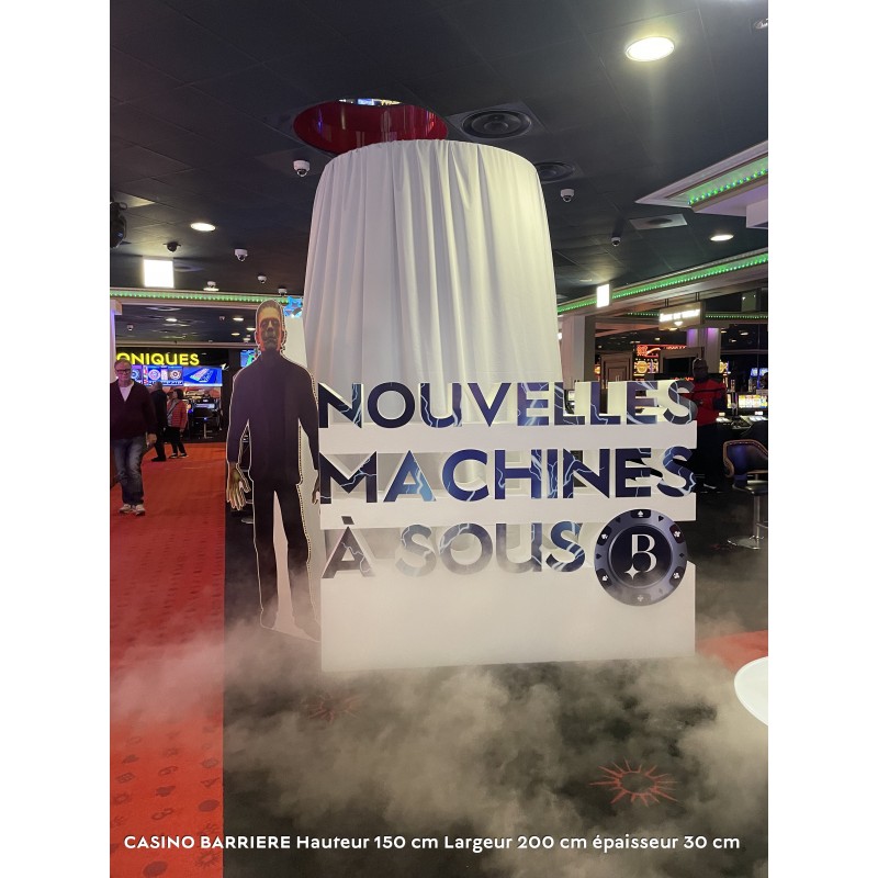 logo géant en polystyrène casino Barrière