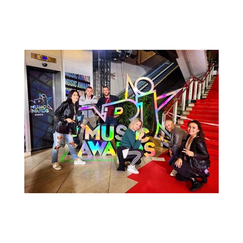 Logo Géant en polystyrène NRJ Music Awards à Cannes