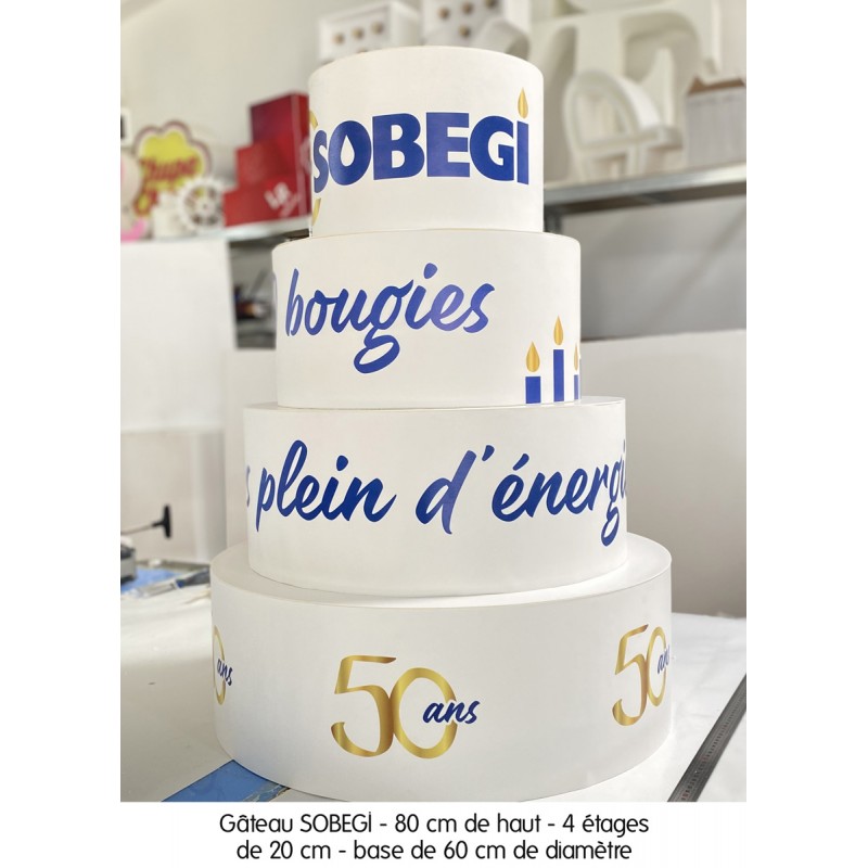 Gâteau anniversaire entreprise SOBEGI - enseigne polystyrène -  80 cm de haut - 4 étages de 20 cm - base de 60 cm de diametre